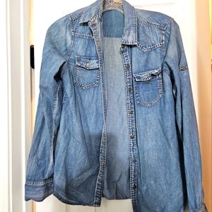 Western Denim buttom down shirt